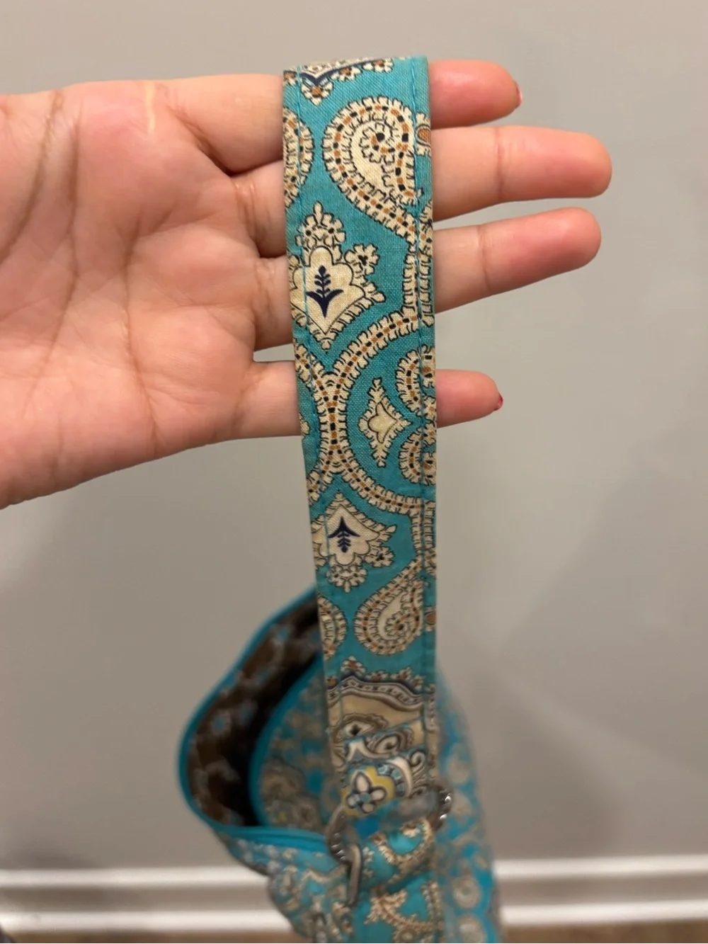 Vera Bradley Turquoise Paisley Quilted Hobo Shoulder Bag Adjustable Strap